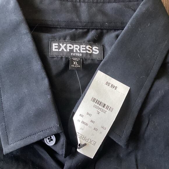 Express Fitted Button Down - Picture 3 of 5